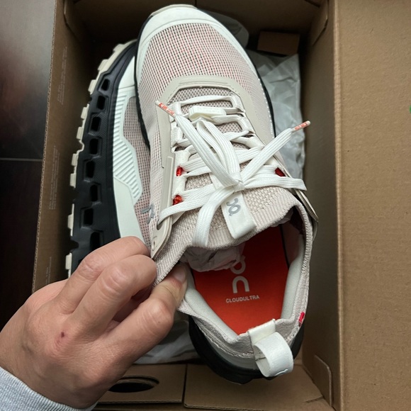 On running - Picture 3 of 5